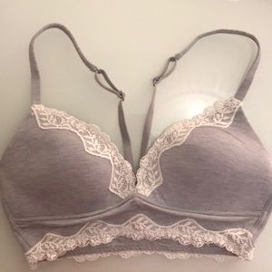 GAP light grey bra